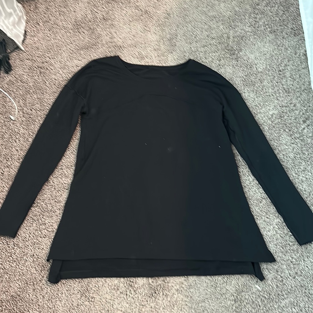 Womens Long Sleeve Black Lululemon Shirt 2 But Fits Tighter On Arms